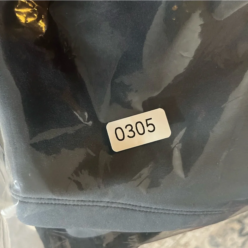 Year of Ours Recycled Scoop Bra in Steel Gray NWT Sports Bra Size XS - Picture 10 of 10